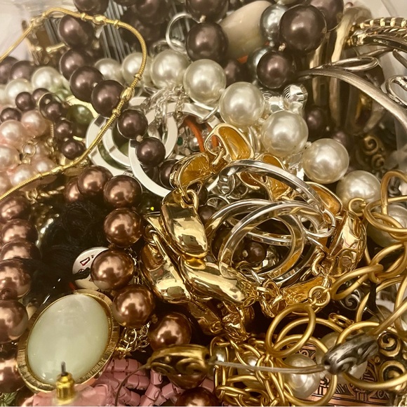 Vintage to Modern Wearable Craft Jewelry Fashion Lot Bundle Approximately 5lbs - Picture 1 of 8